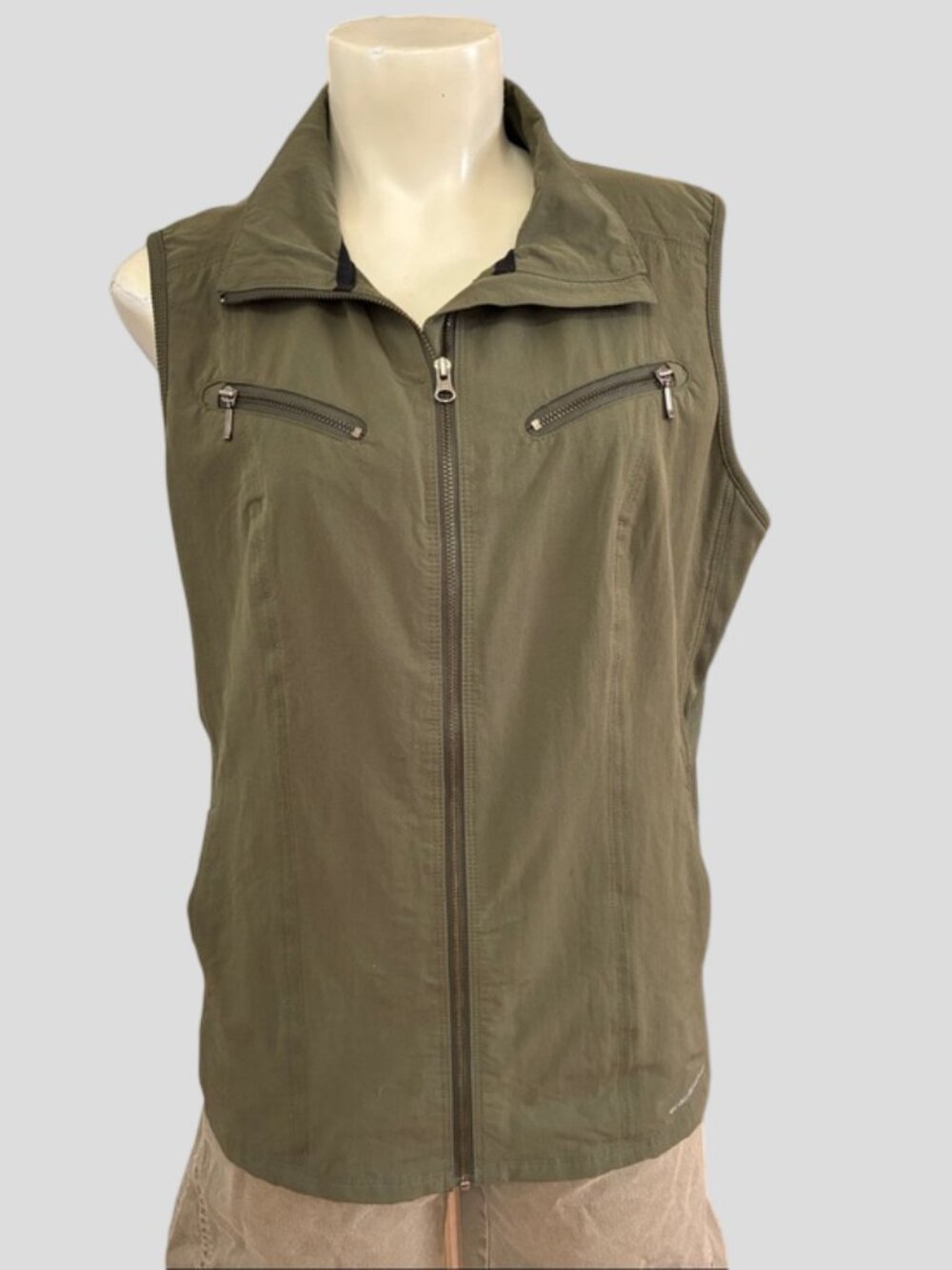 Columbia Titanium Omni-Shield Olive Green Full-Zip Sleeveless Vest